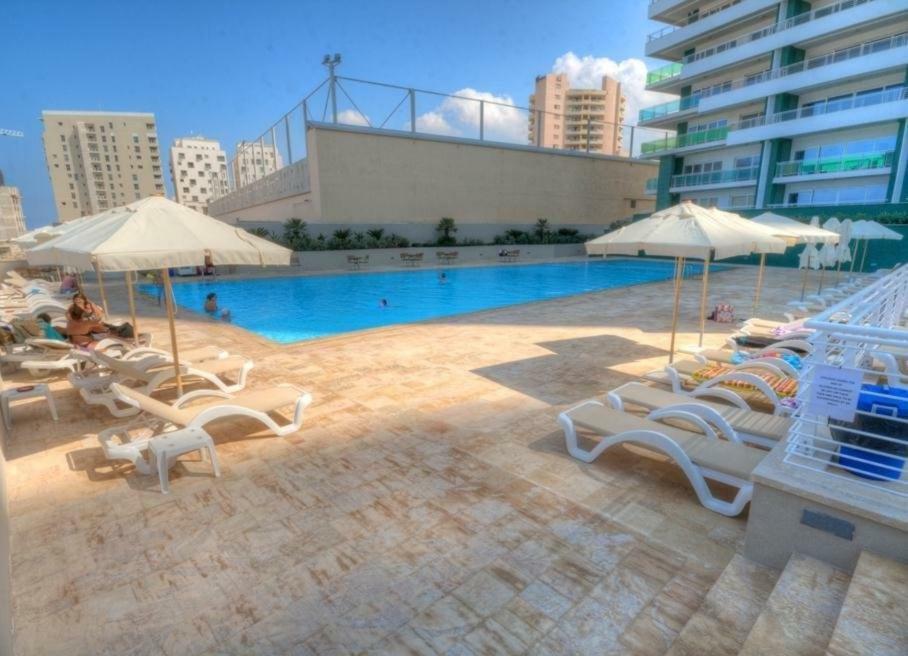 Gorgeous Apartment With Terrace In Fort Cambridge, Pool Sliema Exteriör bild
