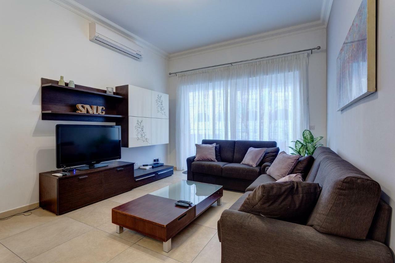 Gorgeous Apartment With Terrace In Fort Cambridge, Pool Sliema Exteriör bild
