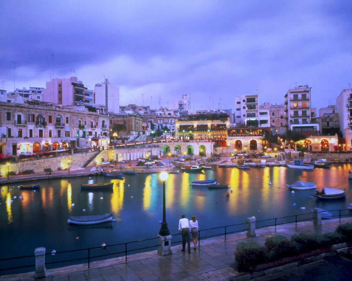 Gorgeous Apartment With Terrace In Fort Cambridge, Pool Sliema Exteriör bild