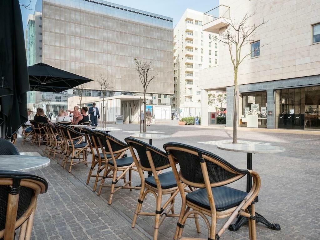 Gorgeous Apartment With Terrace In Fort Cambridge, Pool Sliema Exteriör bild