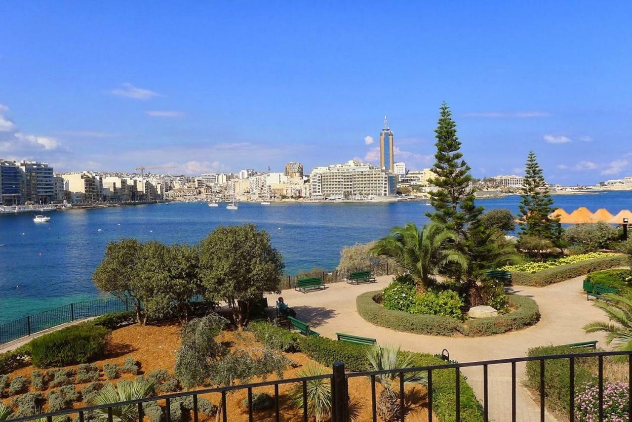 Gorgeous Apartment With Terrace In Fort Cambridge, Pool Sliema Exteriör bild